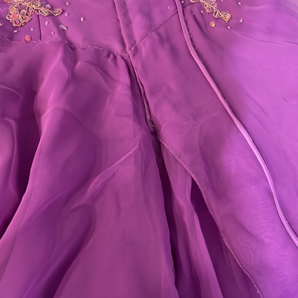 Vintage Silk Laces Layers Evening Dress - Picture 15 of 15